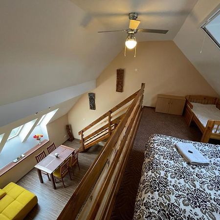 Gyulai Brill Apartman Eksteriør billede