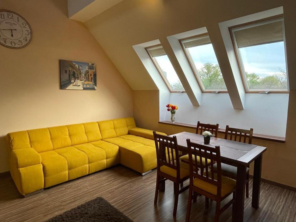 Gyulai Brill Apartman Eksteriør billede