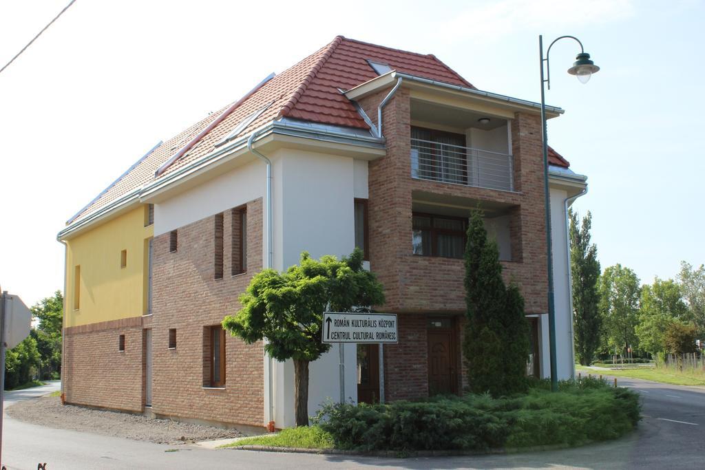 Gyulai Brill Apartman Værelse billede